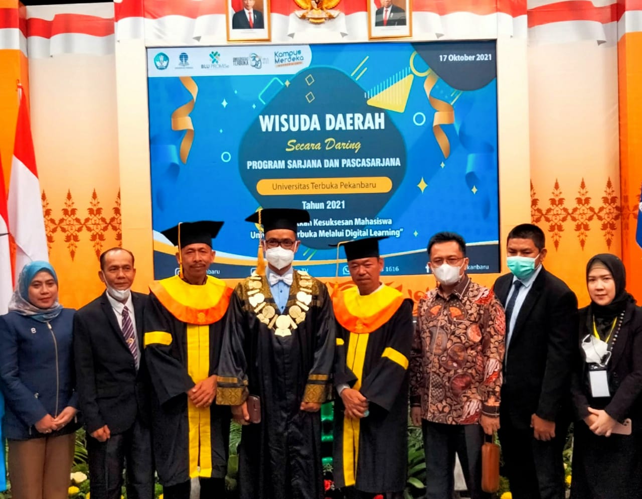 Bupati Rohil Afrizal Sintong Kini Resmi Menyandang Gelar S1 Ilmu Pemerintahan