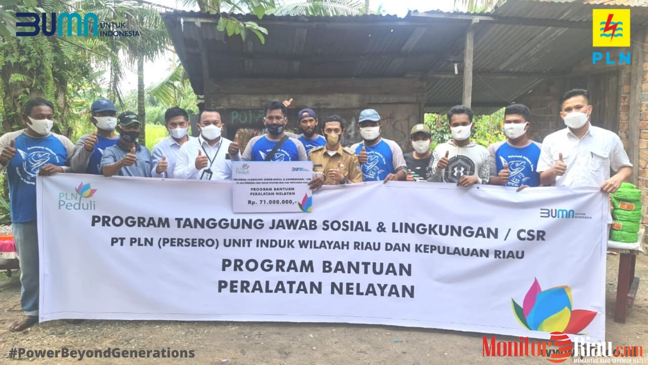 PLN Peduli Beri Bantuan Alat Tangkap Ikan