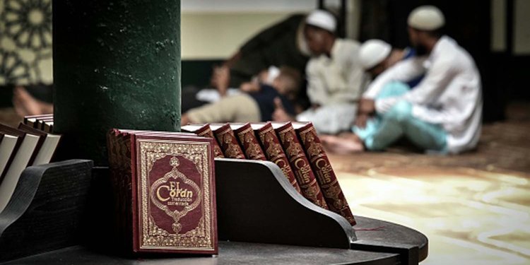 MUI Minta Warga Tak Undang Ustaz yang Patok Tarif Tinggi Daat Dakwah