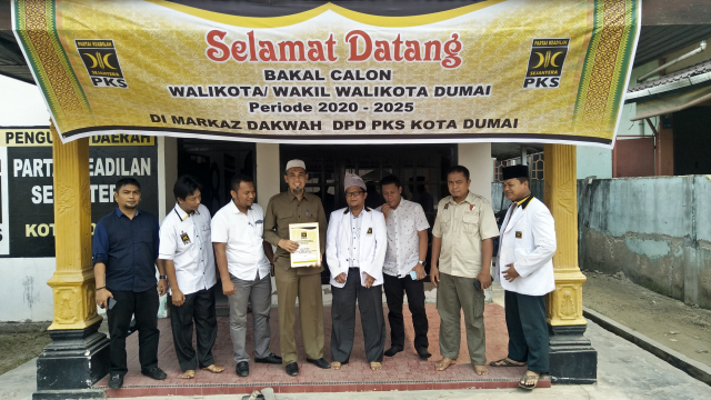 H.Paisal, Balon Kepala Daerah Pertama Yang mengambil Formulir ke PKS Dumai Disusul Hendri Sandra