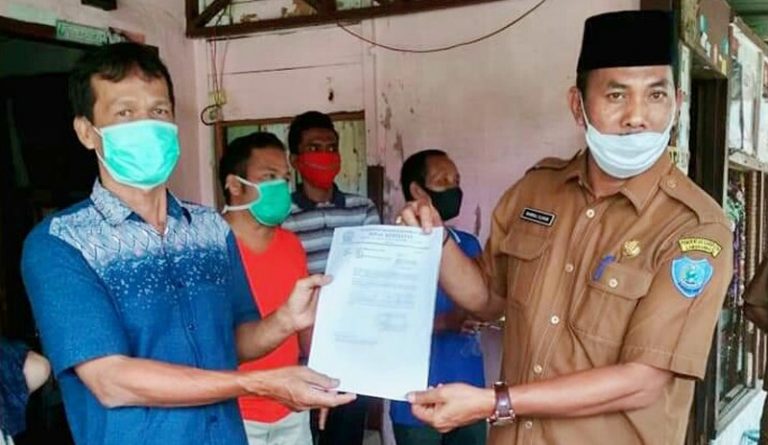 Dinkes Labuhanbatu Datangi Rumah Almarhum Ibnu Nasri