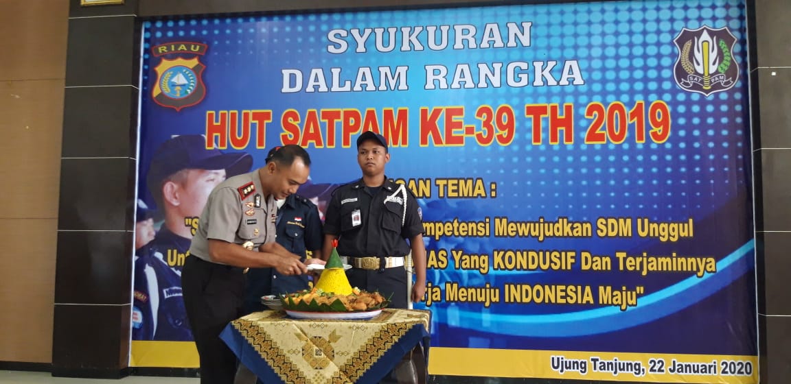 Polres Rohil Gelar Upacara dan Syukuran HUT Satpam Ke-39.