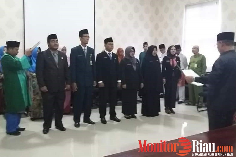 Bapenda Dumai Lantik 6 Pejabat Eselon III dan IV