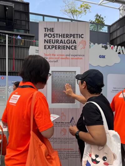 Survei terbaru menunjukkan bahwa hampir 70% orang dewasa yang lebih tua di Singapura meremehkan risiko mereka terhadap penyakit shingles; hanya satu dari empat yang berencana berkonsultasi dengan dokternya mengenai pencegahan