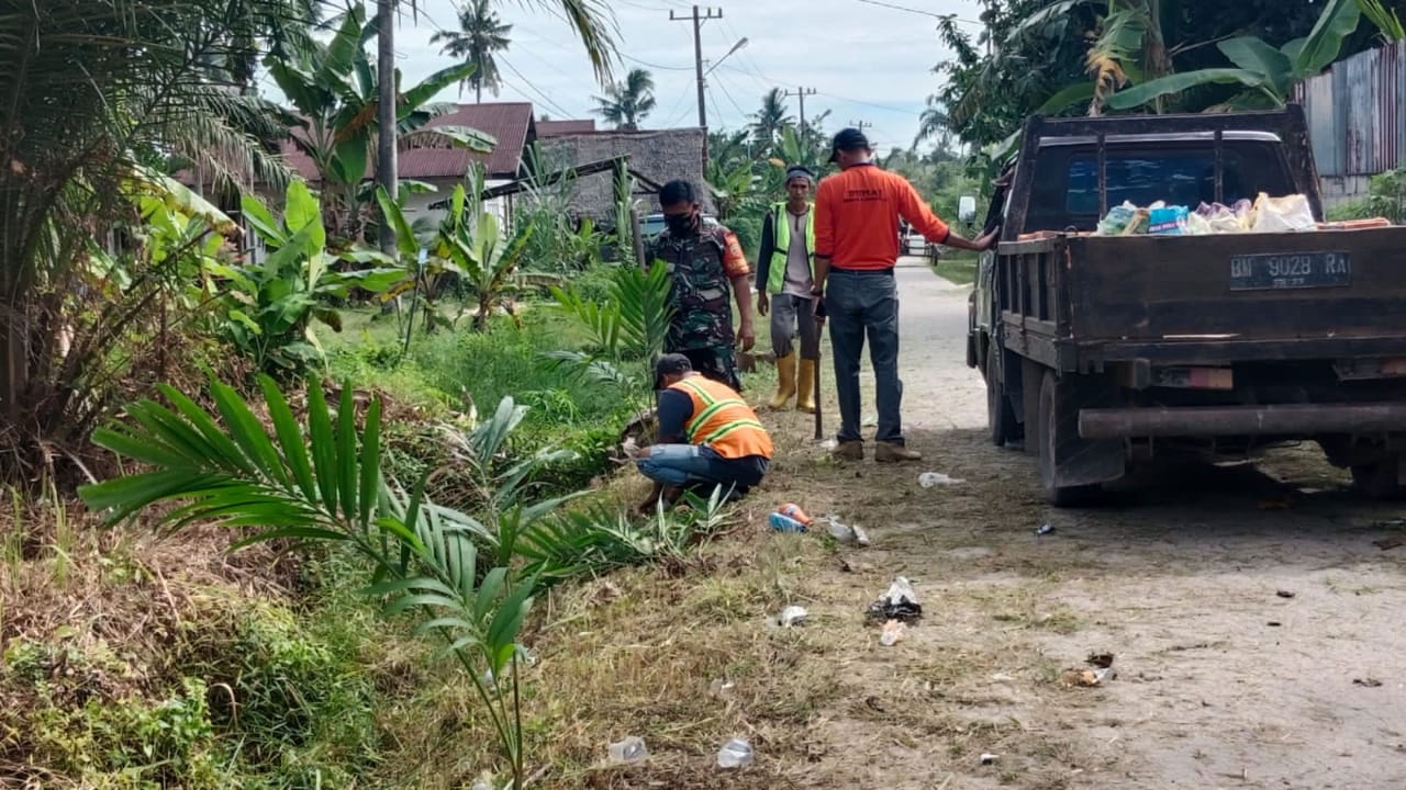 Sertu Mahyudin Himbau Jaga kebersihan