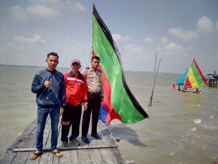 Lomba Sampan Layar, Meriahkan HUT RI ke-73 Di Sialang Pasung