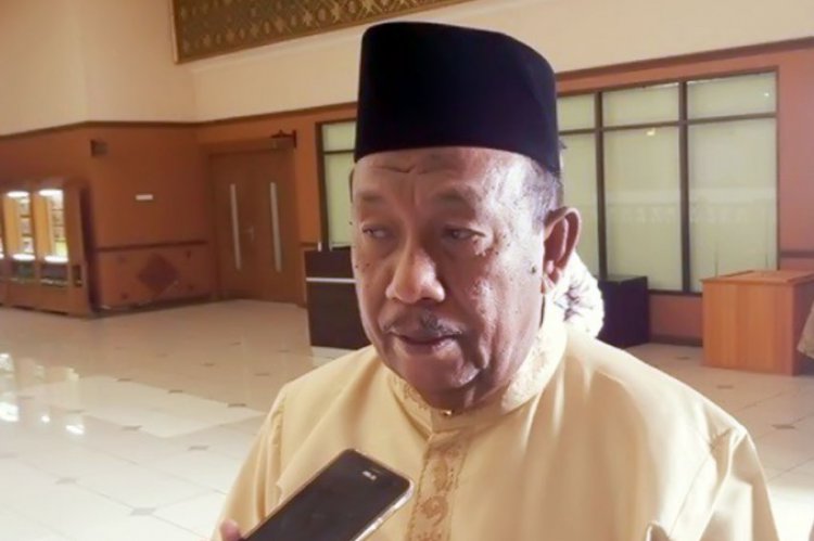Wan Thamrin Kemas-kemas Barang dari Rumah Dinas