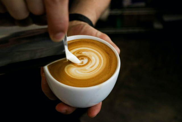 3 Beda Latte dan Flat White, dari Ukuran Gelas sampai Rasa Kopinya