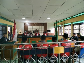 Bacakan Pledoi, Terdakwa 37 Kg Sabu-Sabu Menangis dan Bersumpah