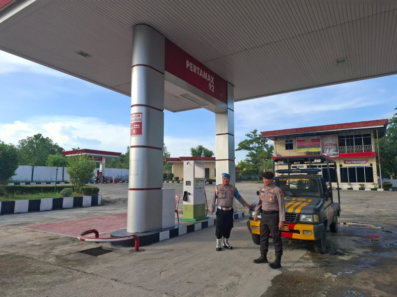 Polres Dumai dan Polsek Jajaran Melaksanakan Patroli Pastikan Seluruh SPBU Aman