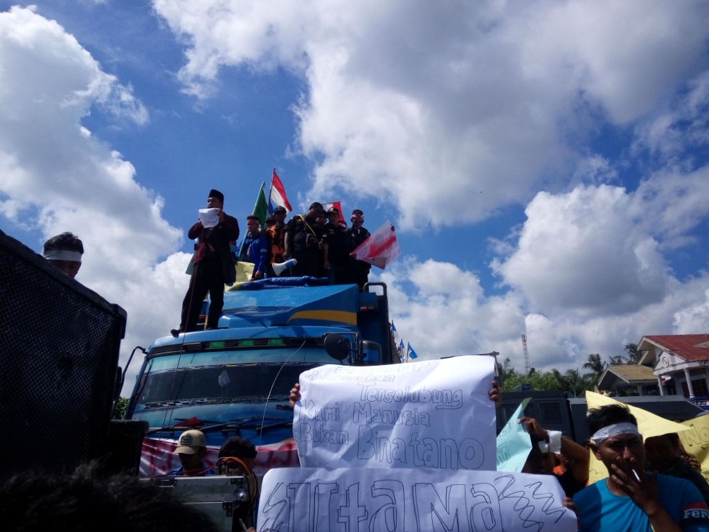 Mantap...!!! Massa GEMMPA Dumai Blokir Jalan Menuju Kawasan Industri Sungai Sembilan