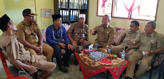 Wabup Meranti Tinjau Sejumlah Sekolah