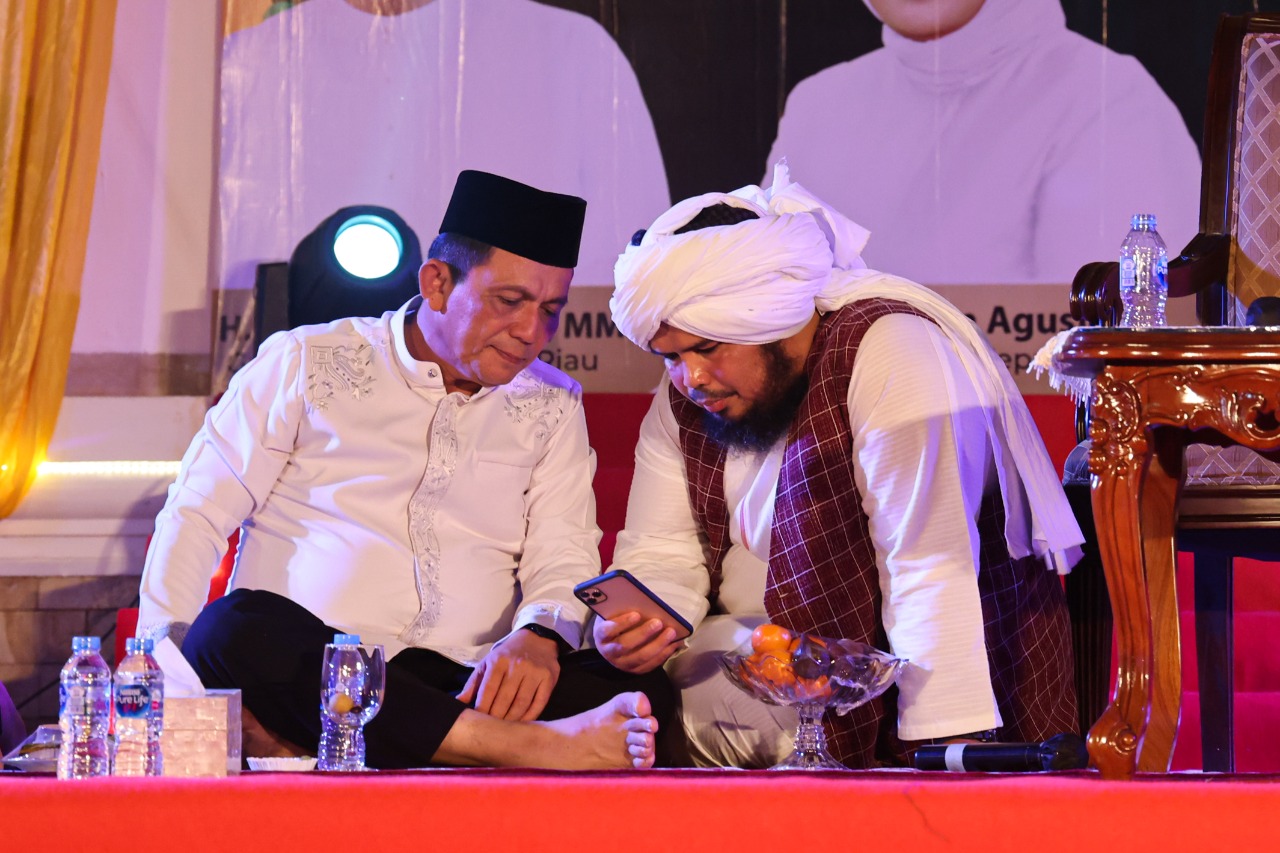 Gubernur Ansar Hadiri Tabliqh Akbar Sempena HUT Kepri ke-20