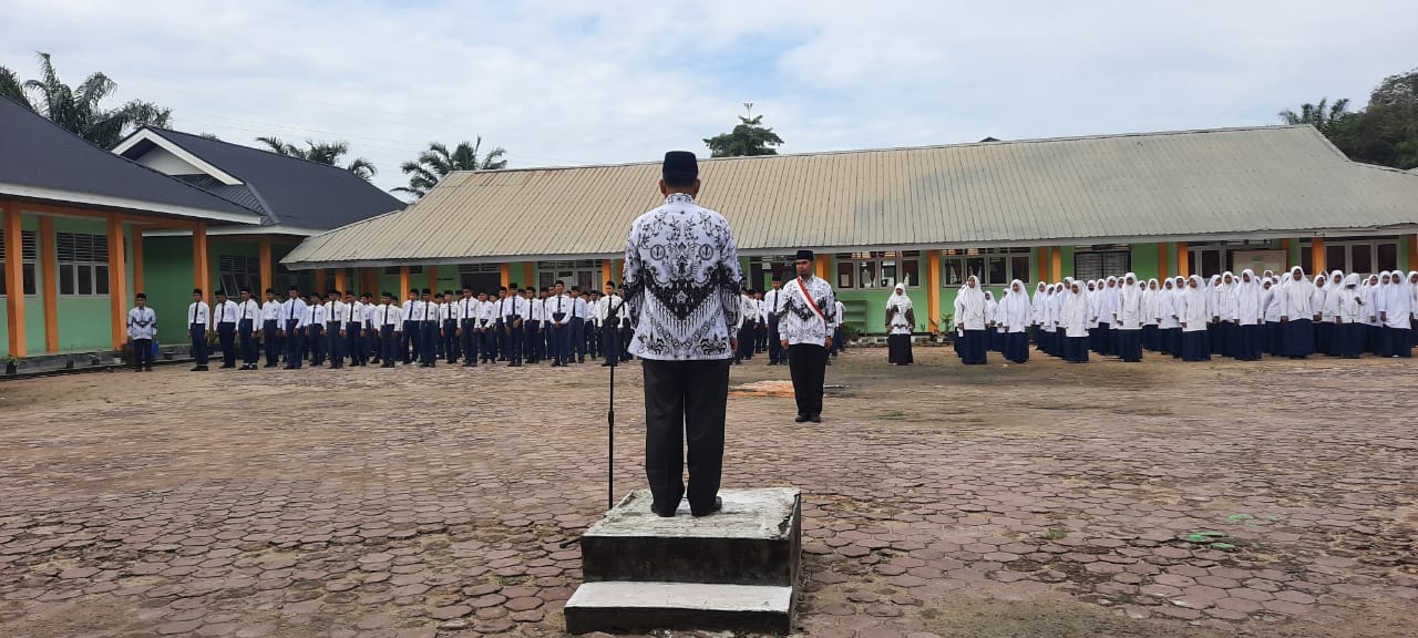 Peringati HGN, Ini Pesan Babinsa Kepada Peserta Didik