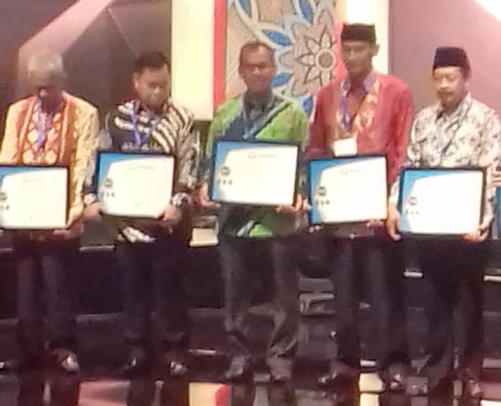 Kuansing Raih Peringkat Ke-7 Penganugerahan Predikat Kepatuhan 2018 dari Ombudsman RI