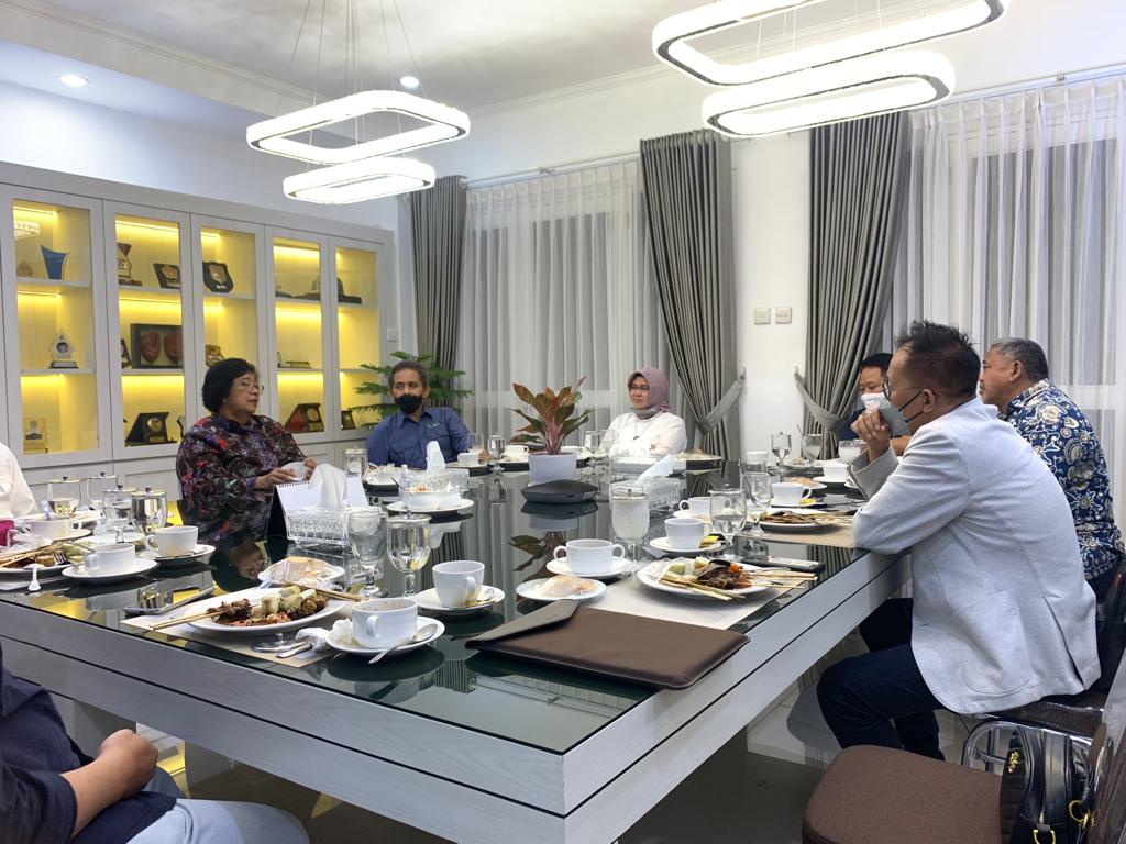 Ketua Panitia HPN 2022 Audiensi Bersama Menteri LHK