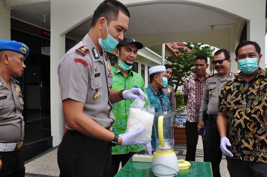 Hasil Tangkapan Sabu Seberat 2 Kilogram Dimusnahkan Polres Pelalawan