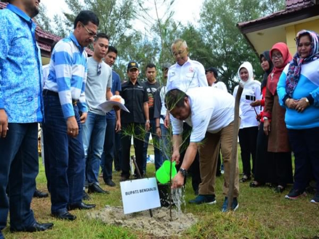 Kembangkan Wisata Pulau Rupat, Bupati Bengkalis Amril: Perlu Dukungan Semua Pihak