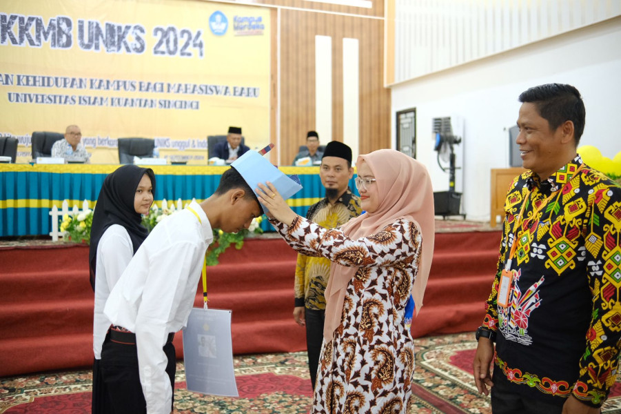 PKKMB 2024 dan Milad UNIKS XI: Rektor Ucapkan Selamat Datang dan Selamat Bergabung di UNIKS