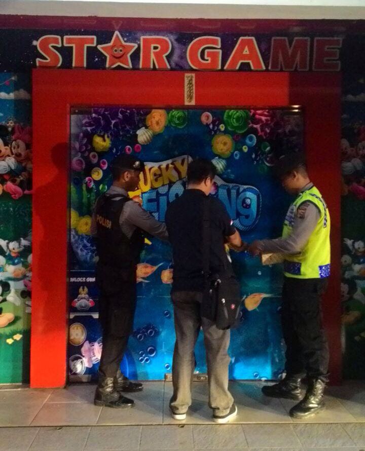 Polisi Segel 9 Gelper di Kota Pekanbaru