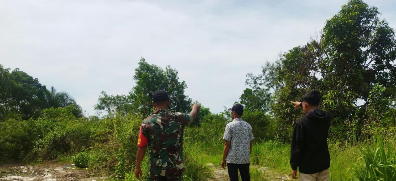 Sertu Abu Kasim Terus Lakukan Patroli Cegah Karhutla