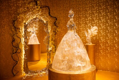 Crystalline in Radiance: GalaxyArt Illuminates the Art of Translucence