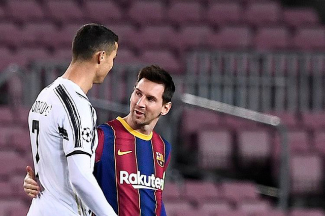 Van Basten: Orang yang Mengatakan Ronaldo Lebih Baik dari Messi Tak Paham Sepak Bola