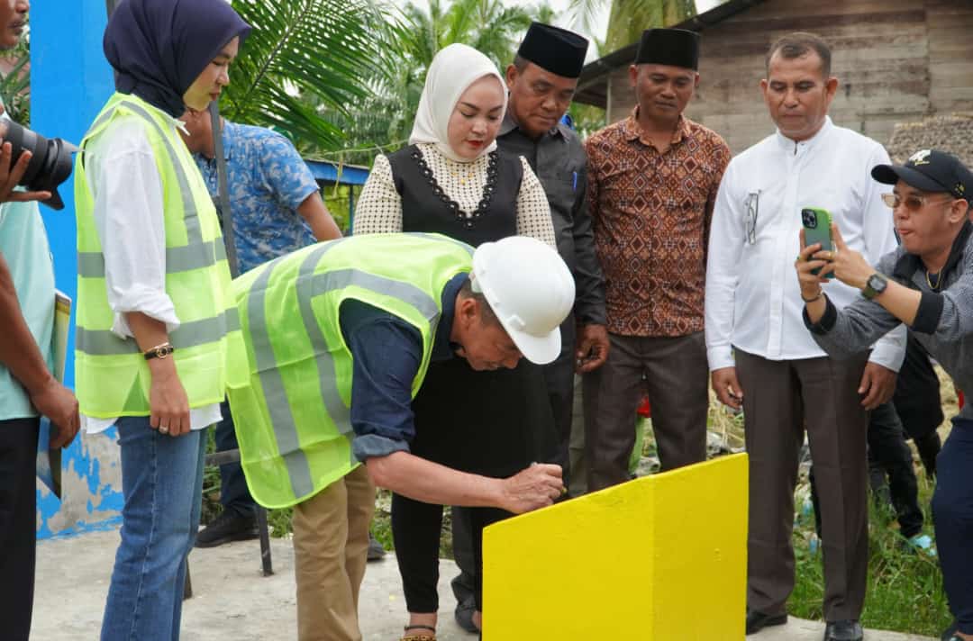 Bupati Afrizal Sintong Resmikan SPAM di Bagan Punak Pesisir