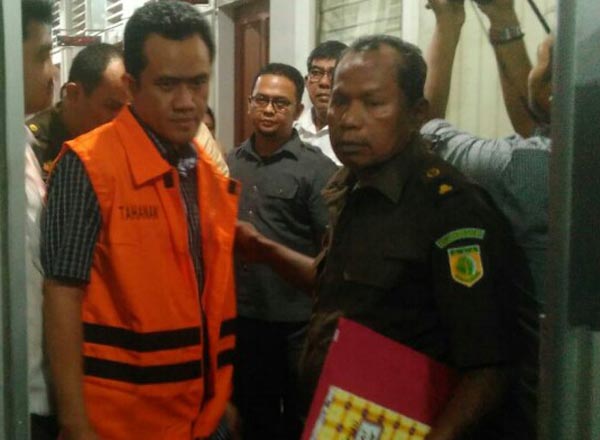 Pengacara Sengaja Tak Hadir, Sidang Perdana Ketua DPRD Bengkalis Ditunda