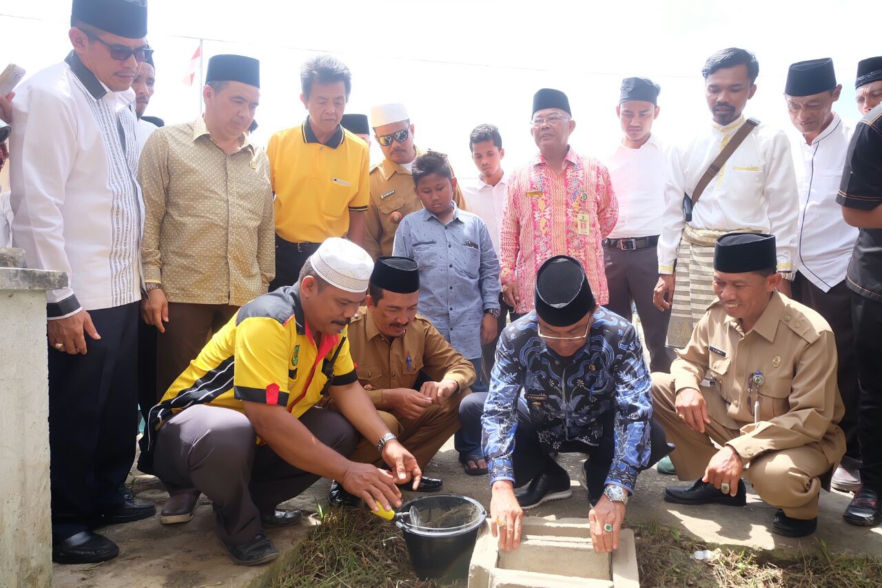 Bupati Inhil Resmikan Pembangunan Program DMIJ di GAS
