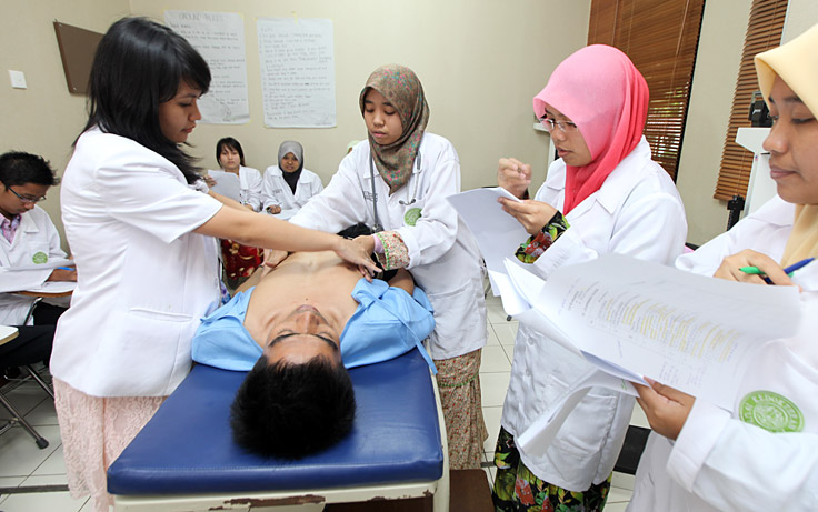 Uang Semester Nol Rupiah untuk Mahasiswa Tidak Mampu