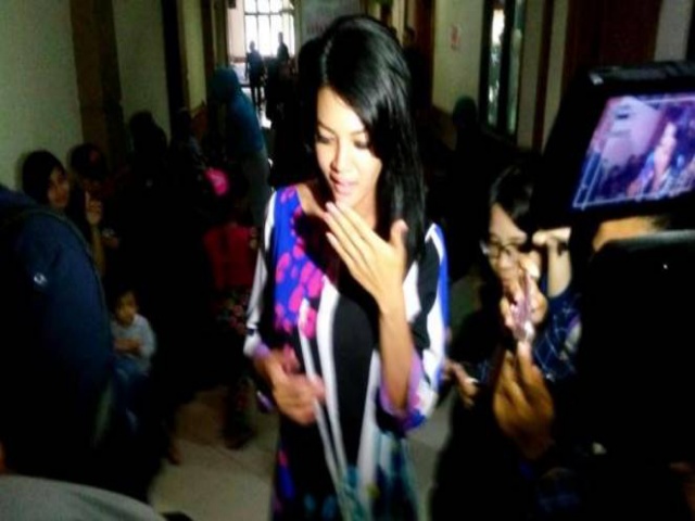 Ke Pengadilan Agama, Farah Quinn: Mau Cerai Lagi