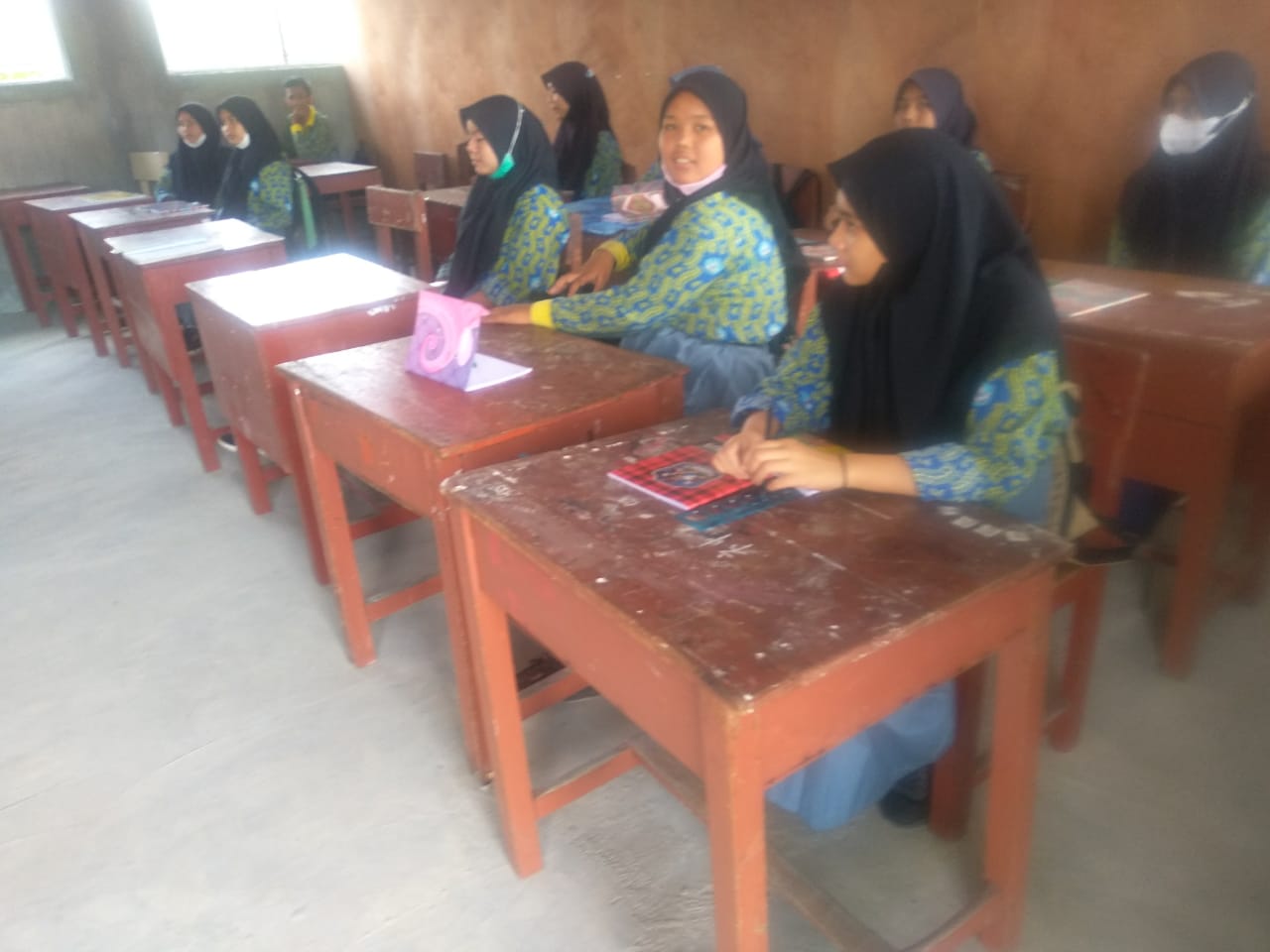 SMA Negeri 1 Singkep Pesisir Butuh Perhatian Pemerintah