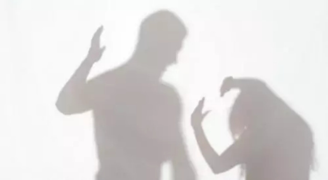 Gara-Gara Semut di Makanan, Suami Tega Siram Istri dengan Air Panas