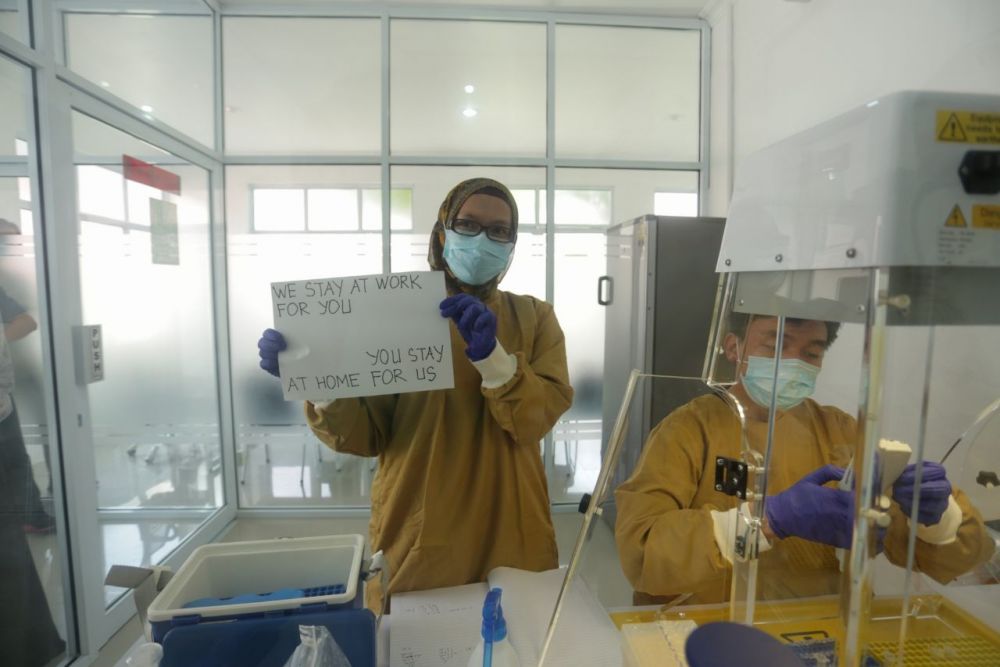Laboratorium Biomolekuler RSUD Arifin Achmad Telah Periksa 173.263 Sampel Swab