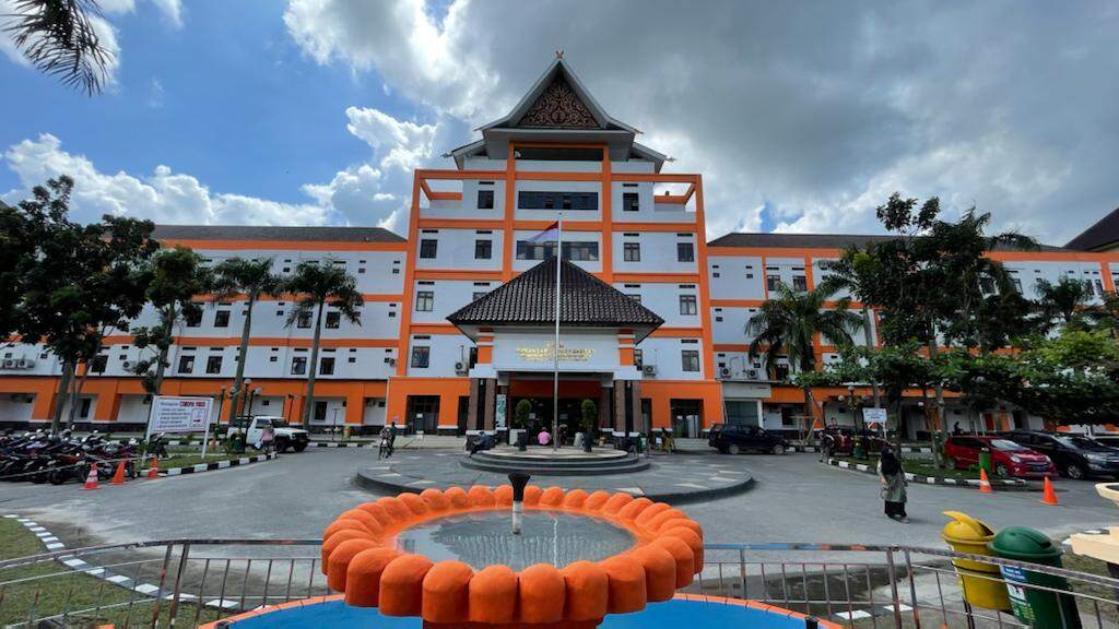 Depresi, Seorang Pasien Lompat Dari Lantai 2 RSUD Mandau