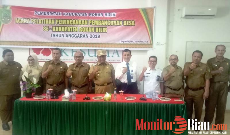 Wabup Rohil Buka Pelatihan Kaur Keuangan Kepenghuluan