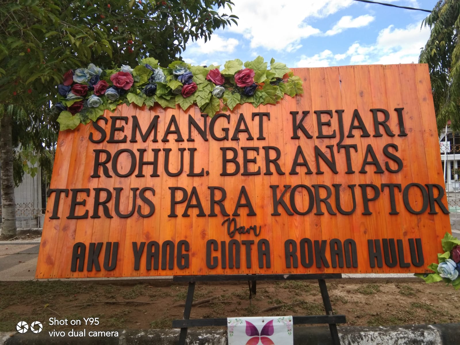 ''Semangat Terus Kajari Rohul, Berantas Para Koruptor''