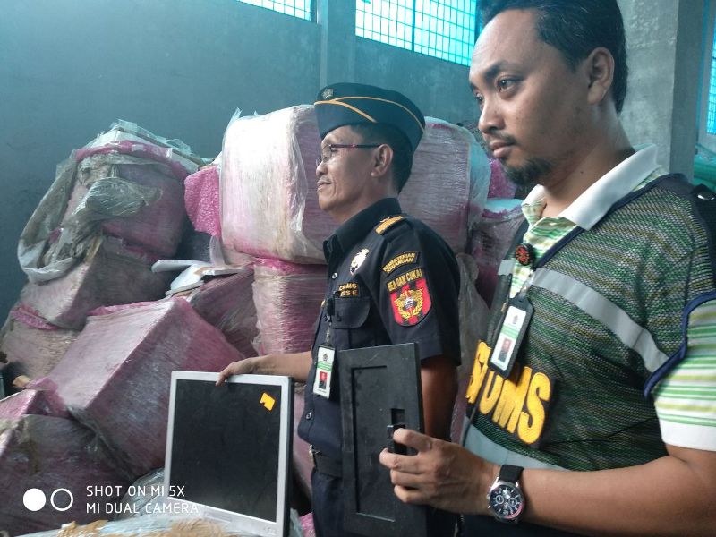 KPP Bea Cukai Dumai Gagalkan Penyeludupan Barang Bekas