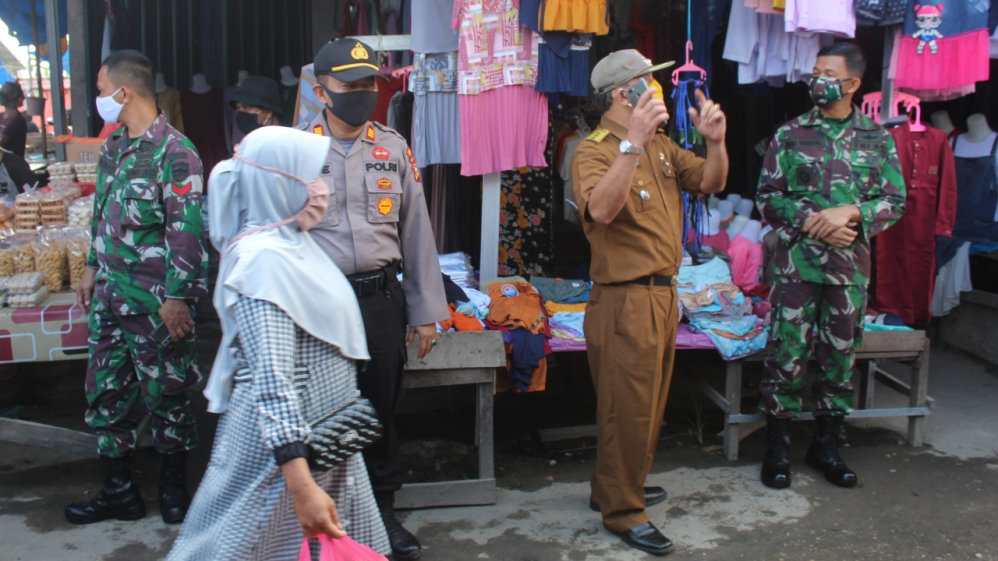 Disdagtri Inhil Turut Berpartisipasi Razia Penetiban Penggunaan Masker