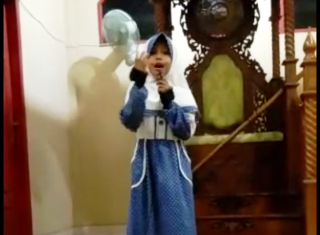 Chalsy Sang Dai Cilik Ceramah di Masjid Agung Almannan Dumai