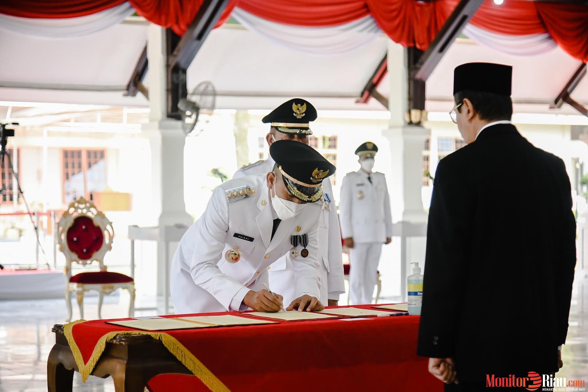 Paisal - Amris Resmi Jabat Walikota dan Wakil Walikota Dumai