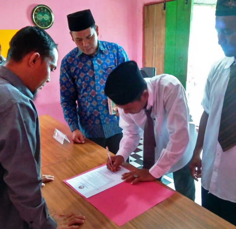Usai Dilantik, Lima Panwaslu Desa di Kuansing Langsung Awasi Kampanye