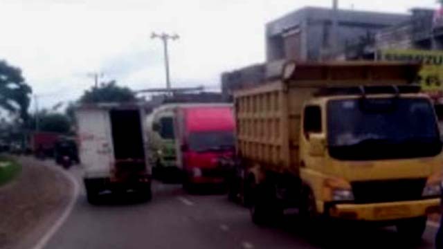 Gubernur Jambi Akan Memberi Surat Peringatan ke Pengusaha Batu-Bara 
