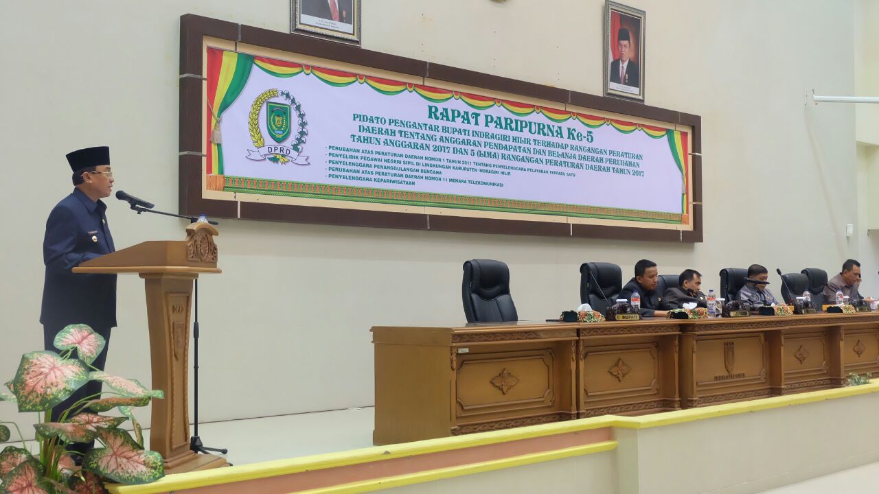 Bupati Inhil Sampaikan Pidato Pengantar Nota Keuangan dan Ranperda APBD-P TA 2017