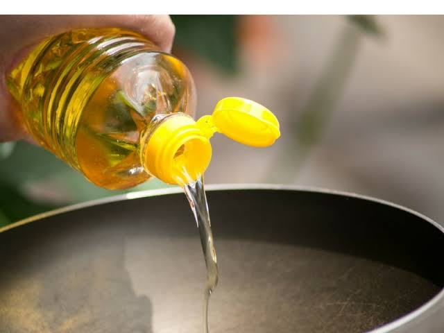 Mulai Hari Ini, Harga Minyak Goreng Rp.14.000 per Liter