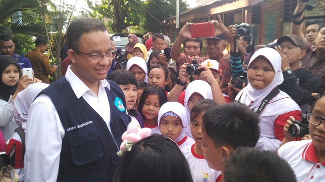 Anies Baswedan: Jangan Coba Melakukan Pungli dalam Bentuk Apapun, Sekolah dan Guru Bisa Kena Sanksi!