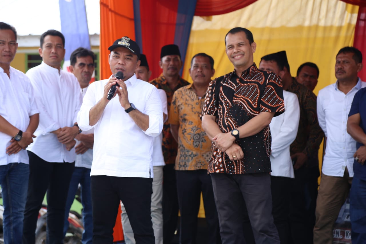 Bupati Labuhanbatu Hadiri Pelantikan Pengurus Komite Sekolah se-Kecamatan Panai Hilir