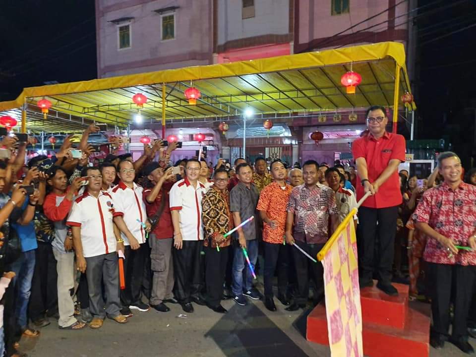 Bupati Suyatno Lepas Pesta Karnaval Dan Lampions Malam Gap Go Meh 2571 Di Bagansiapiapi