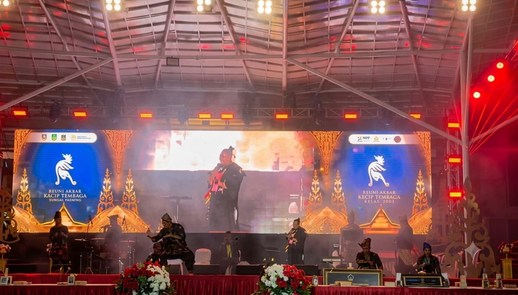 Membius Penonton, Musikalisasi dan Teatrikal Syair Datuk Laksamana Rumah Budaya Kacip Tembaga Jadi Sorotan di Batam